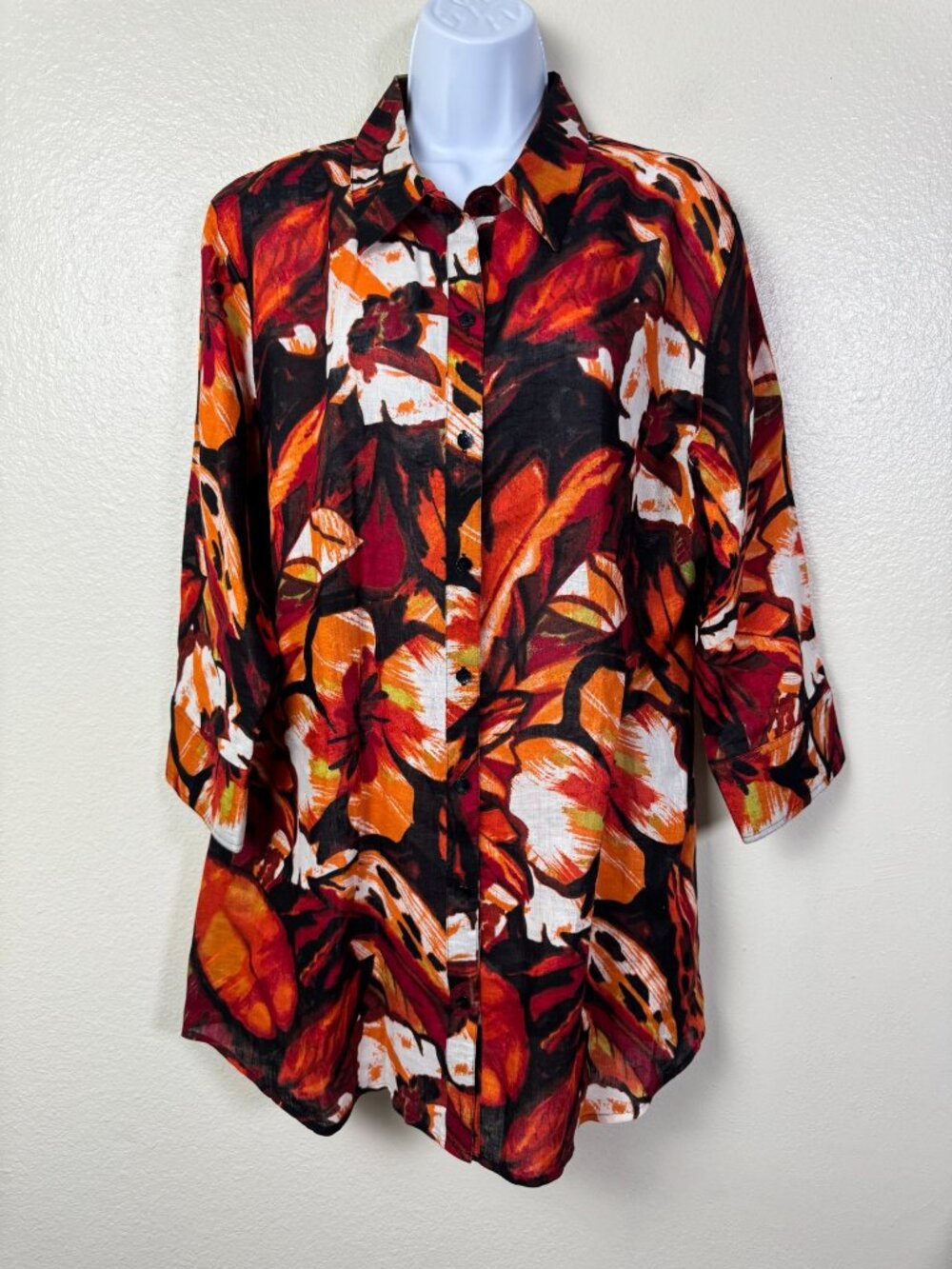 Chicos Womens 100% Linen Floral Button Up Shirt Tunic Top Size XL Black Orange R